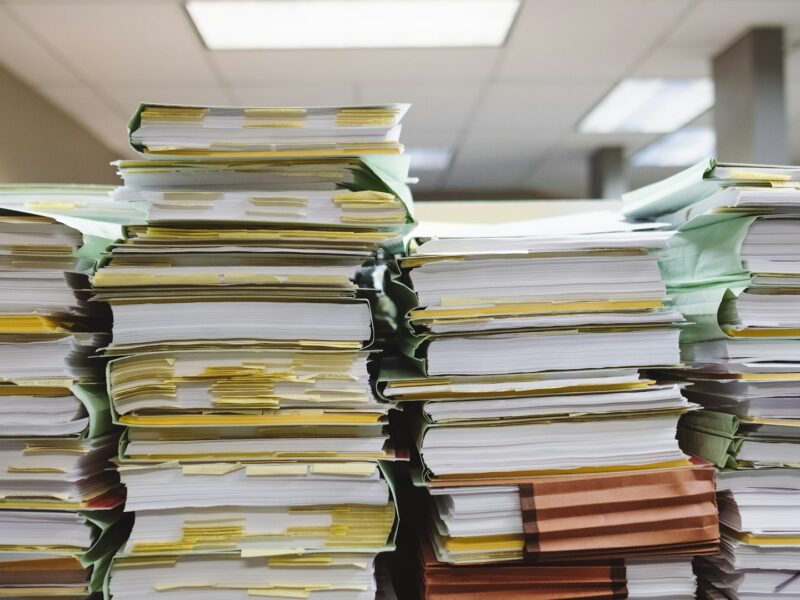 Comment organiser ses papiers administratifs : le système en 3 étapes (et comment ne plus les perdre)